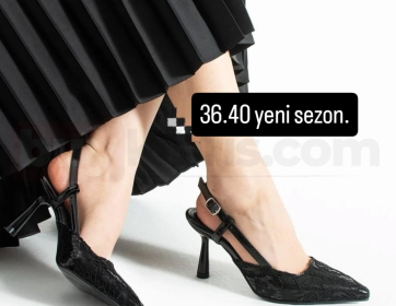Siyah Dantel Detaylı İnce Topuklu Slingback Ayakkabı