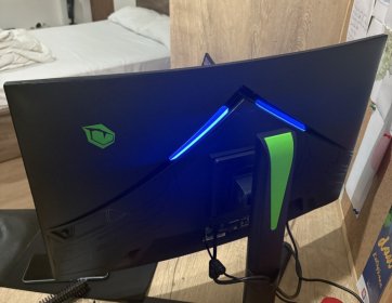 Aryond 27” Oyuncu Monitörü