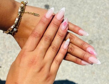 Pembe Çiçek Detaylı French Jel Başlangıç