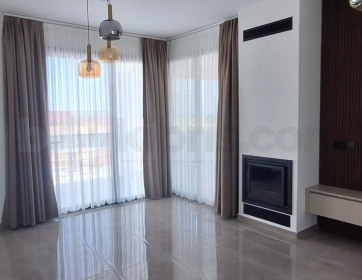 Modern Salonlar İçin Tül ve Fon Perde Uygulaması