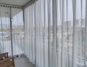 Tül Perde ile Ferah ve Aydınlık Balkon Keyfi