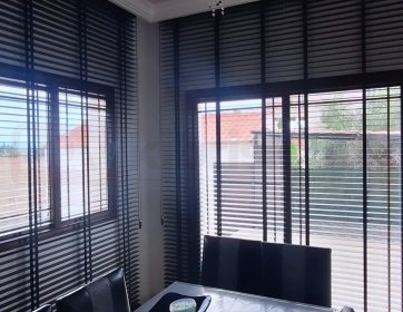 Şık Ahşap Jaluzi Perde Tasarımı