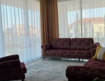 Geniş Pencereler İçin Tül ve Fon Perde