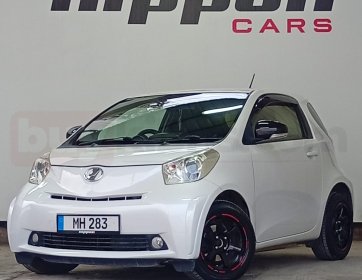 Toyota iQ
