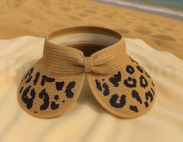 Bej Leopar Desenli Yaz Şapkası