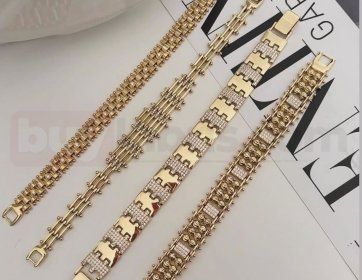 Gold Taş Detaylı Şık Bileklik Seti