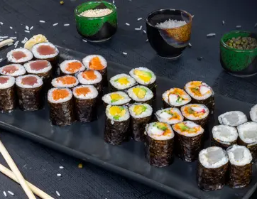 Maki Plate (30 Pcs.)