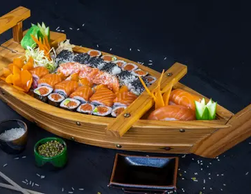 Salmon Plate (31 Pcs.)