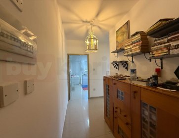 LEFKOŞA/DEREBOYU/KÖŞKLÜÇİFTLİK'TE SATILIK 3+1 ZEMİN KAT DAİRE