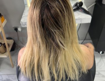 Doğal ışıltıyı açığa çıkaran dokunuş