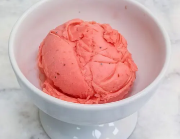 Çilekli Dondurma (1 Top)