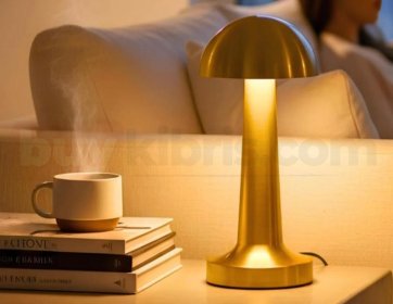 Altın Modern Masa Lambası