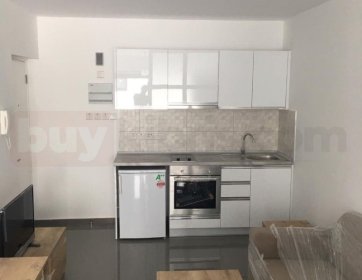 Küçük Kaymaklı Macro (Lemar) Market Arkasında 1+0 Lüks Full Eşyalı Daire Kiralık **Aylık Ödemeli **