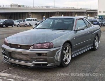 Nissan Skyline 2001 Model