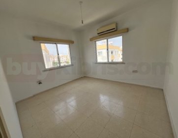 GAZİMAĞUSA TUZLA 3+1 EŞYASIZ SATILIK FIRSAT EŞDEĞER KOÇAN KREDİYE UYGUN GENİŞ DAİRE