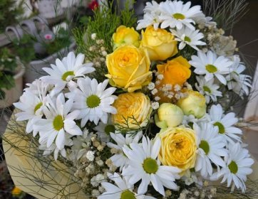 Sarı Gül ve Papatya Buketi