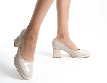 Bej Rugan Kadın Topuklu Ayakkabı