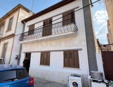 Surlariçi 3 kat imar izinli türk koçanlı ev