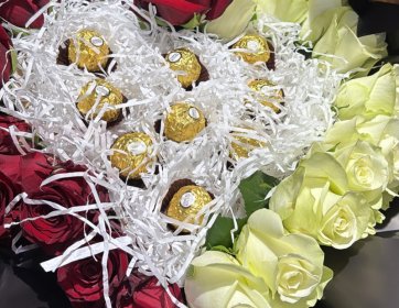 Çikolatalı Gül Buketi