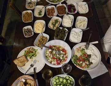 Zengin Meze Sofrası