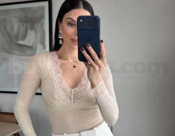 Bej Dantel Yaka Bluz