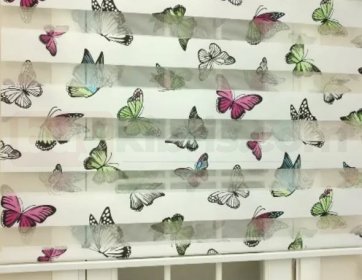 Şık Kelebek Desenli Zebra Perde