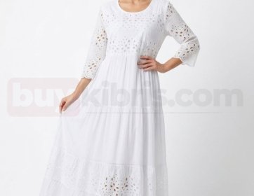 Beyaz İşlemeli Uzun Elbise