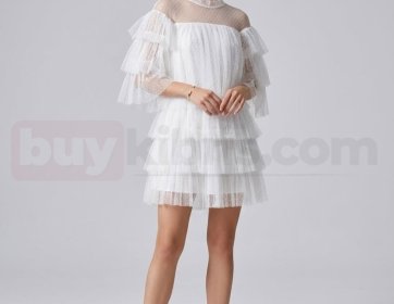 Tül Detaylı Kısa Beyaz Elbise