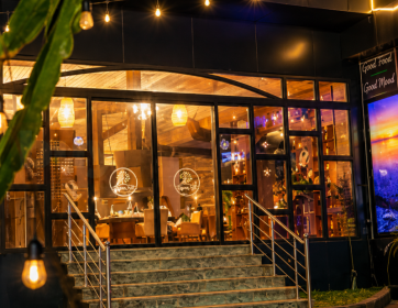Green Hill Restaurant Girne’de Sirtaki Gecesi Yeniden Başlıyor