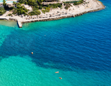 Pine Bay Club Hotel Sahil ve Havuz Alanları
