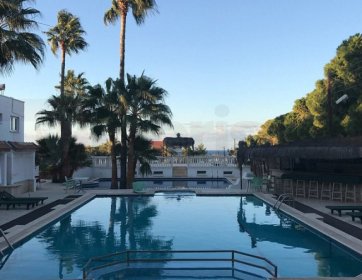 Pine Bay Club Hotel KKTC Deniz ve Doğa Manzarası