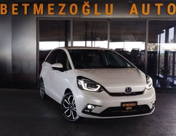 Honda Fit HYBRİT 