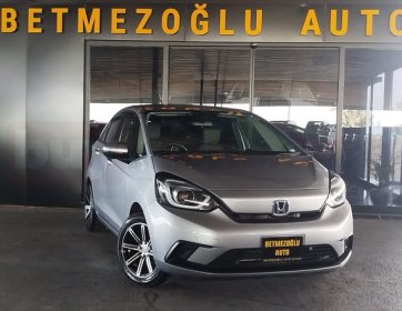 Honda Fit HYBRİT 