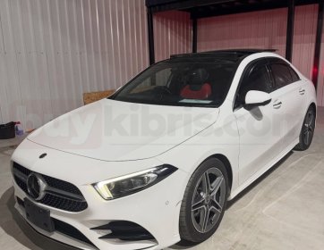 Mercedes-Benz A180 AMG Premium Plus