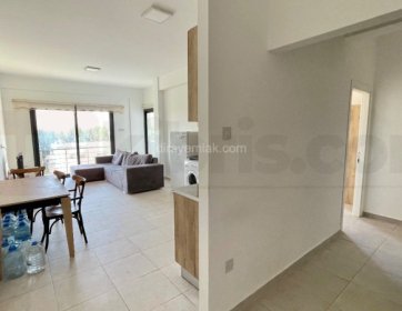 Gemikonağında Lefke Avrupa Üniversitesinin Hemen Arkasında 2 + 1 Full Eşyalı Kiralık Daire