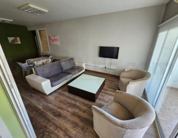 Dereboyu'na yürüyüş mesafesinde, ful eşyalı 3+1 daire.