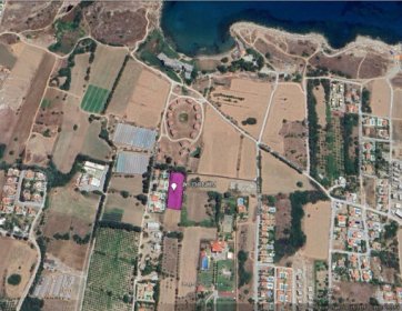 Girne Laptada Fırsa Arazi Girne Lapta Bölgesinde Denize 100 m Mesafede 4,5 Dönüm Arsa Satılık