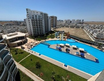 İskele Long Beach Bölgesinde Muheteşm Manzaraya Sahip Satılık 2+1 Lüx Daire