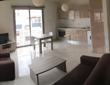 Girne Merkez Mr Pound Hemen Karşısında 1+1 Full Eşyalı Daire Kiralık ( Aylık Ödemeli )